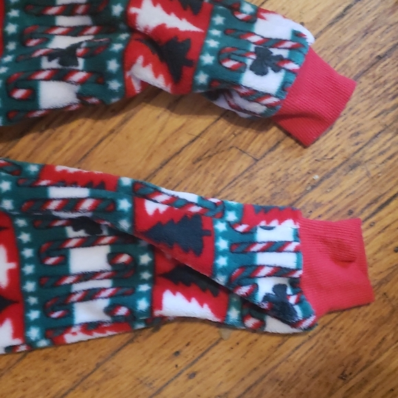 Rudolph onesie - Picture 4 of 5